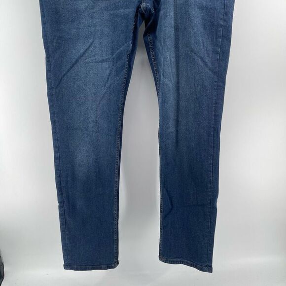 IZOD Men’s Slim Fit Ultra Soft Flex Stretch Jeans Vespa Blue 42x34 NWT - Picture 4 of 16